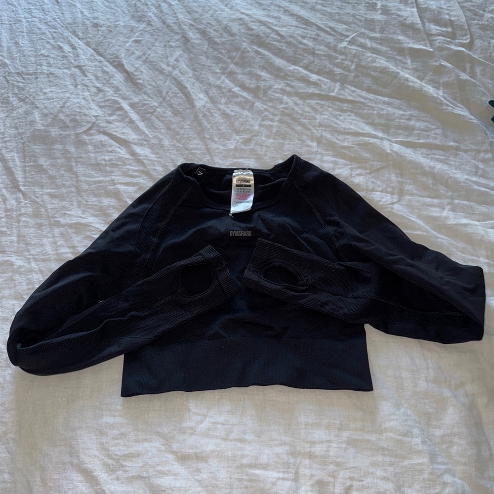 Gymshark Black Crop long sleeve